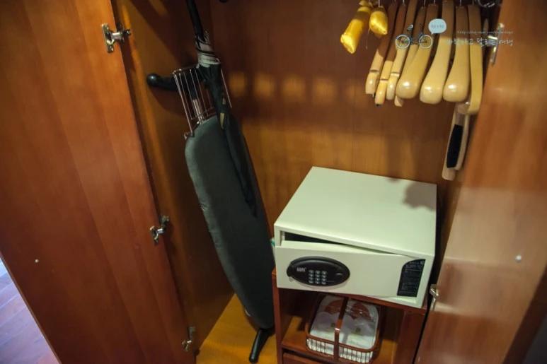 IMG_0769_Wide1080mark%EB%B0%94%EB%9E%8C.jpg?type=w773