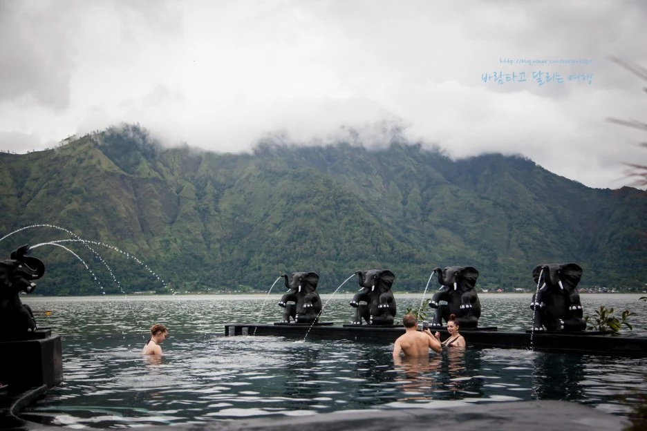 5D_IMG_1867_Short1200mark%EB%B0%94%EB%9E%8C.jpg?type=w1