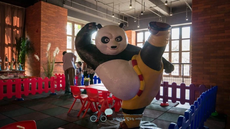 _1040077_Edit-_Wide1080mark%EB%B0%94%EB%9E%8C.jpg?type=w773