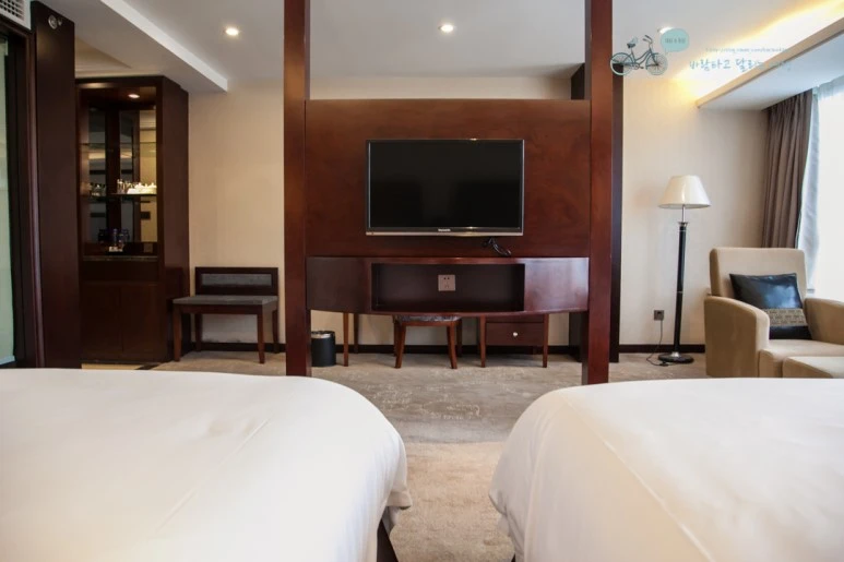 IMG_0044_Wide1080mark%EB%B0%94%EB%9E%8C.jpg?type=w773