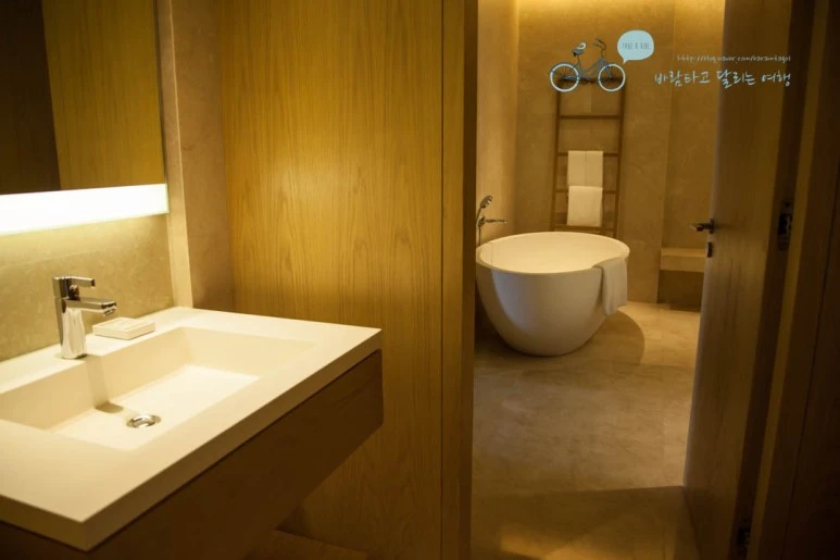 IMG_1035_wide1080%EB%B0%94%EB%9E%8Cmark.jpg?type=w773