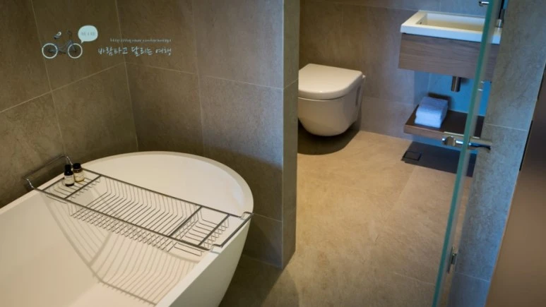 _1040873_wide1080mark.jpg?type=w773