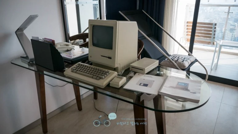 _1040394_Edit-_Wide1080mark%EB%B0%94%EB%9E%8C.jpg?type=w773