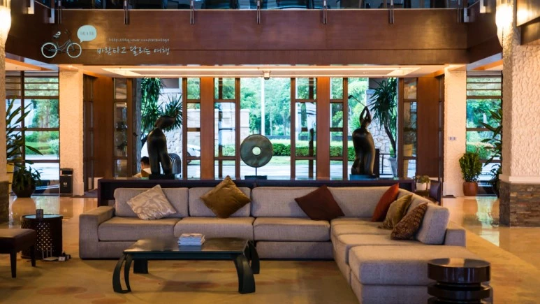 _1010921_wide1080_Wide1080mark_%EB%B0%94%EB%9E%8C.jpg?type=w773