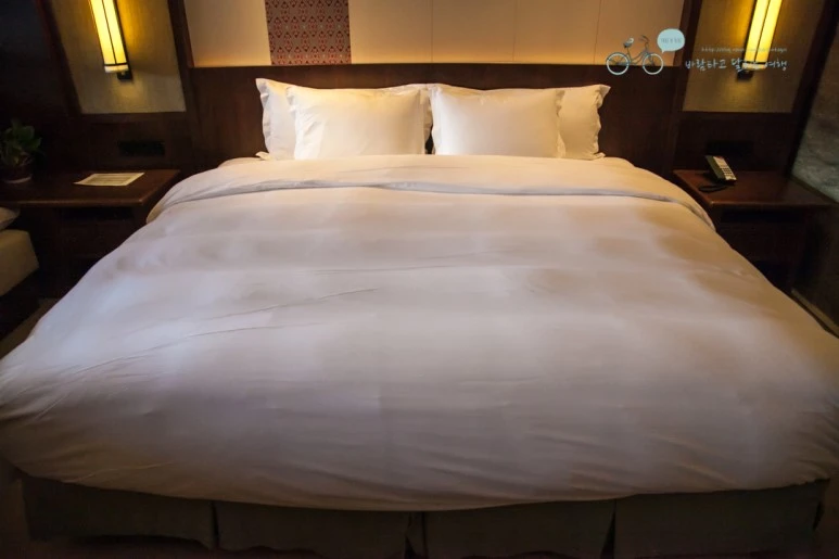 IMG_1471_Wide1080mark%EB%B0%94%EB%9E%8C.jpg?type=w773