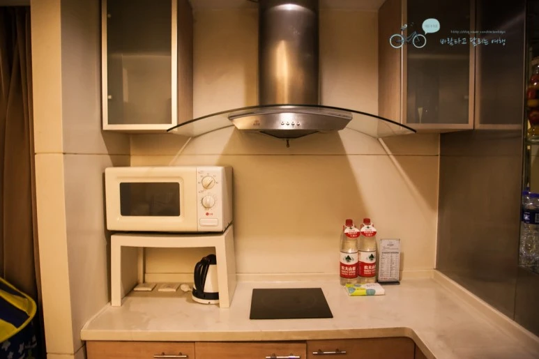 IMG_0450_Wide1080mark%EB%B0%94%EB%9E%8C.jpg?type=w773