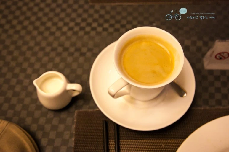 IMG_1036_Wide1080mark%EB%B0%94%EB%9E%8C.jpg?type=w773