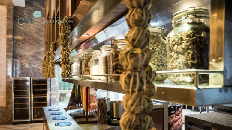 _1000706_wide1080_Wide1080mark_%EB%B0%94%EB%9E%8C.jpg?type=w773