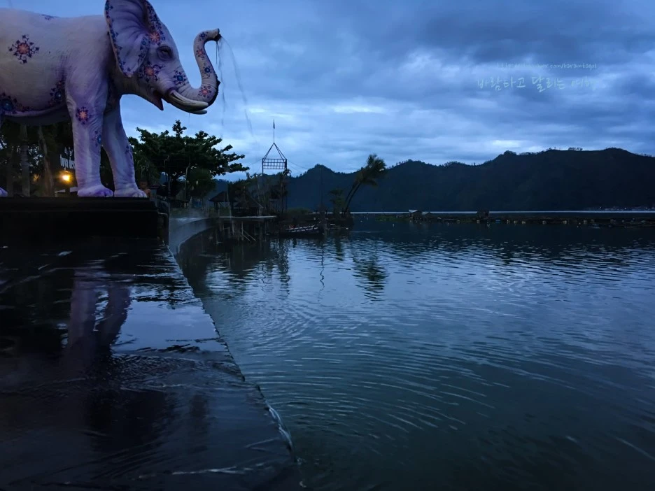 iPhone_IMG_4056_Short1200mark%EB%B0%94%EB%9E%8C.jpg?type=w1