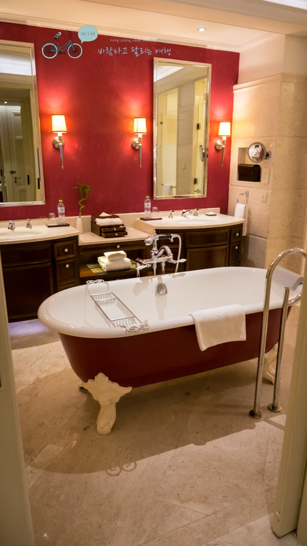 _1050653_wide1080mark.jpg?type=w773