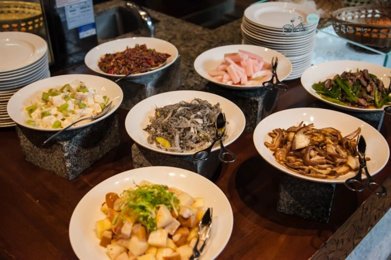 IMG_1607_Wide1080mark%EB%B0%94%EB%9E%8C.jpg?type=w773