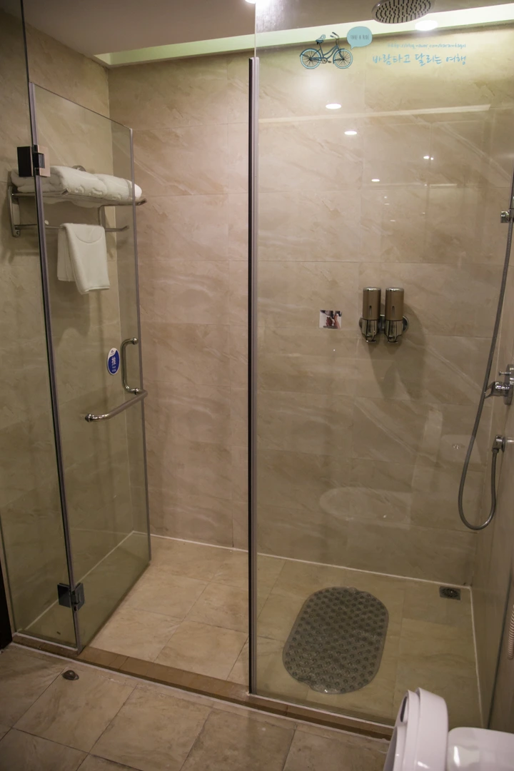 IMG_0098_Wide1080mark%EB%B0%94%EB%9E%8C.jpg?type=w773