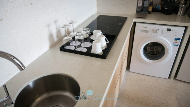 _1040182_Edit-_Wide1080mark%EB%B0%94%EB%9E%8C.jpg?type=w773