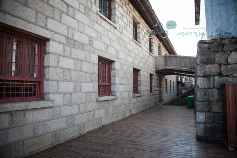 IMG_0302_Wide1080_mark%EB%B0%94%EB%9E%8C.jpg?type=w773