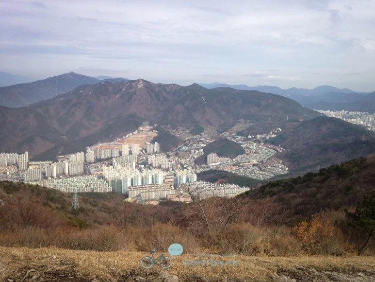 IMG_1295-_Wide1080mark%EB%B0%94%EB%9E%8C.jpg?type=w773