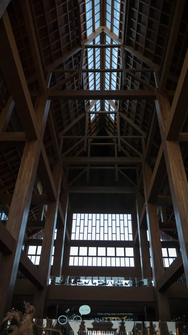 _1040014_Edit-_Wide1080mark%EB%B0%94%EB%9E%8C.jpg?type=w773