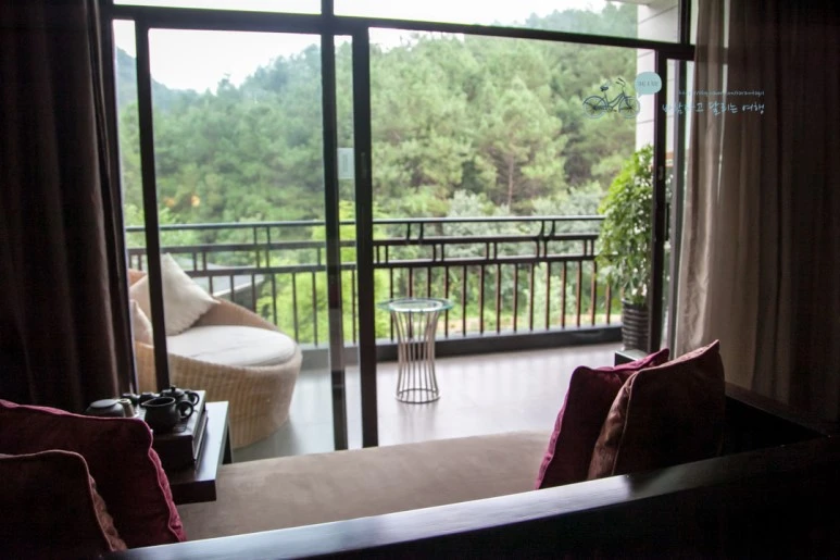 IMG_1493_Wide1080mark%EB%B0%94%EB%9E%8C.jpg?type=w773