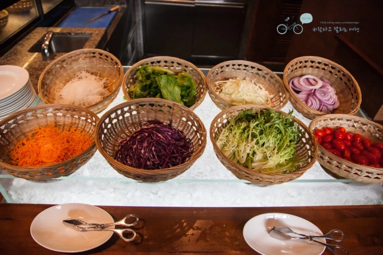 IMG_1606_Wide1080mark%EB%B0%94%EB%9E%8C.jpg?type=w773