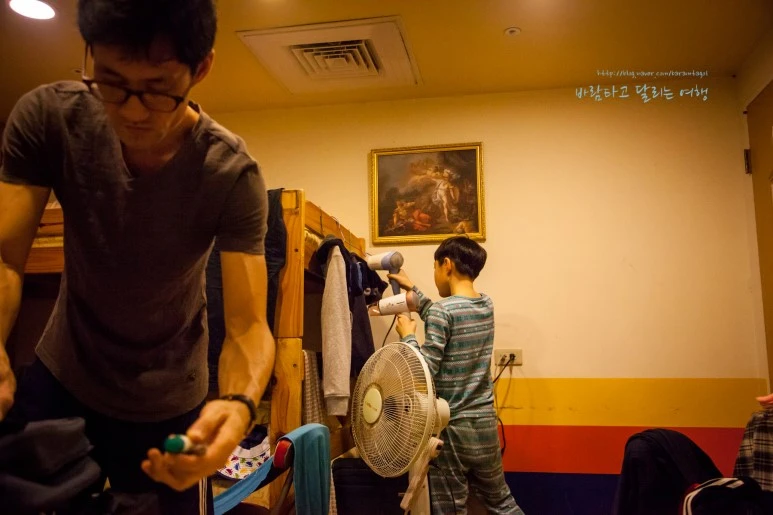 5D_IMG_1592_Short1200mark%EB%B0%94%EB%9E%8C.jpg?type=w773