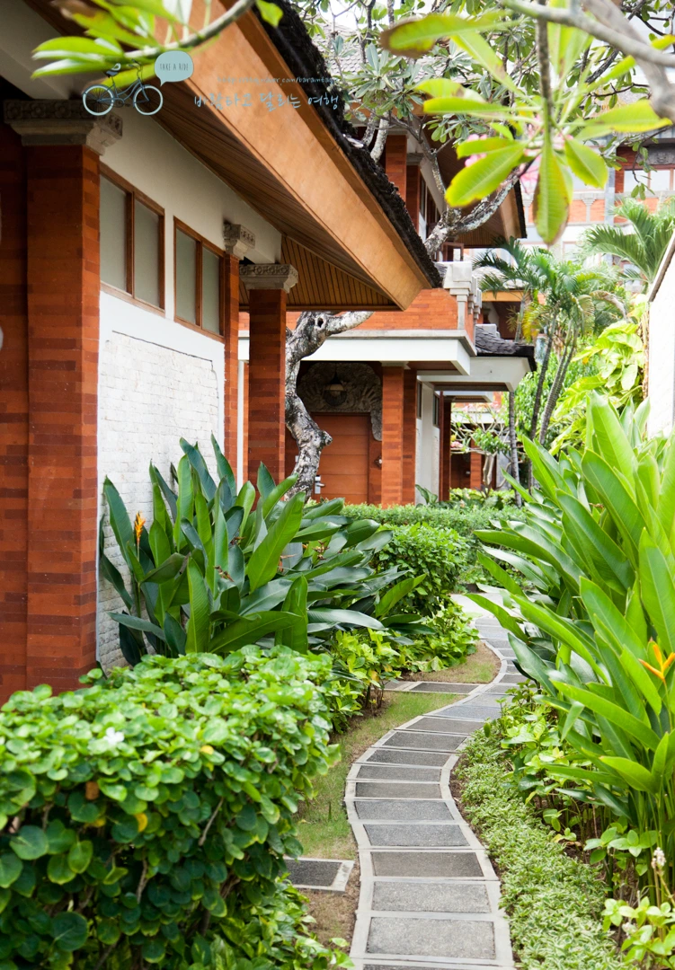 IMG_0342%ED%92%80%EB%B9%8C%EB%9D%BC_%EC%82%AC%EC%9D%B4_%EB%92%A4%EC%AA%BD%EC%9D%B4_%EC%9D%BC%EB%B0%98_%EA%B0%9D%EC%8B%A4_Wide1080mark%EB%B0%94%EB%9E%8C%ED%83%80%EA%B3%A0.jpg?type=w773