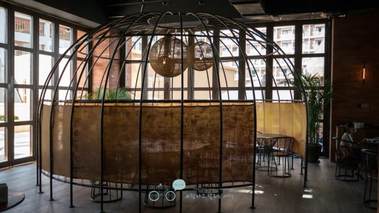 _1040075_Edit-_Wide1080mark%EB%B0%94%EB%9E%8C.jpg?type=w773