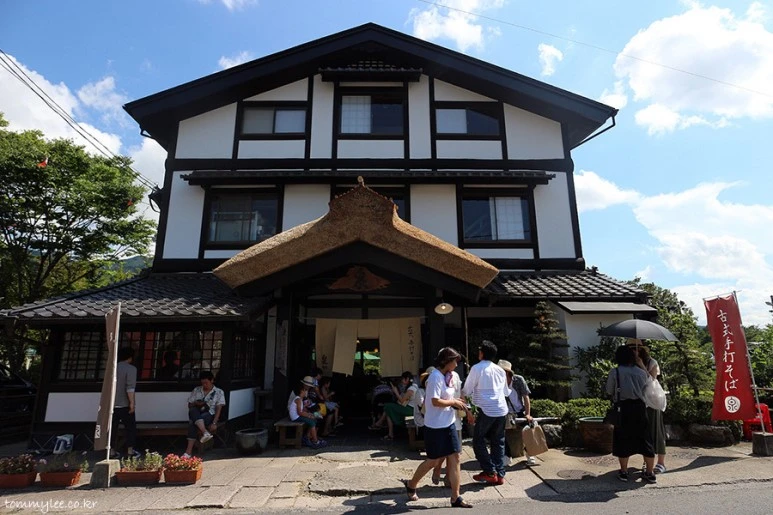 %EC%9C%A0%ED%9B%84%EC%9D%B8_%EC%9D%B4%EC%A6%88%EB%AF%B8%EC%86%8C%EB%B0%94_%EA%B8%B4%EB%A6%B0%EC%BD%94%ED%98%B8%EC%88%98%EC%98%86.jpg?type=w773