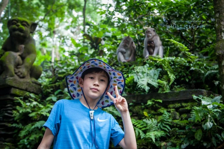 5D_IMG_1735_Short1200mark%EB%B0%94%EB%9E%8C.jpg?type=w773