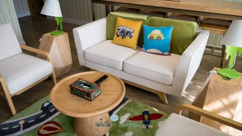 _1040081_Edit-_Wide1080mark%EB%B0%94%EB%9E%8C.jpg?type=w773