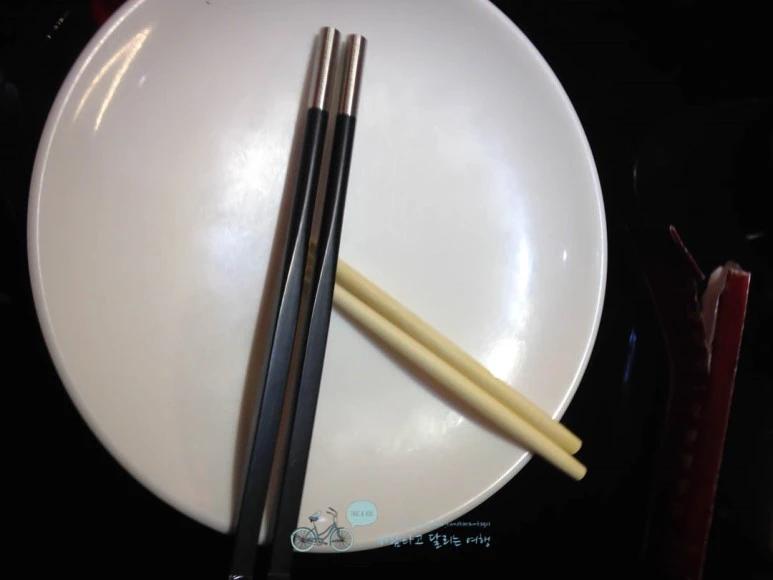 IMG_1036_Edit-_Wide1080mark%EB%B0%94%EB%9E%8C.jpg?type=w773