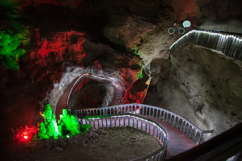 IMG_1193_Wide1080mark%EB%B0%94%EB%9E%8C.jpg?type=w773