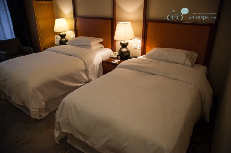 IMG_0576_Wide1080mark%EB%B0%94%EB%9E%8C.jpg?type=w773