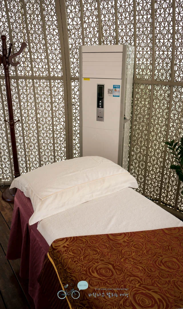 _1040255_Edit-_Wide1080mark%EB%B0%94%EB%9E%8C.jpg?type=w773