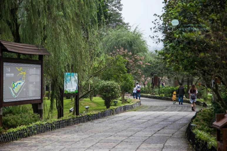 IMG_1078_Wide1080mark%EB%B0%94%EB%9E%8C.jpg?type=w773