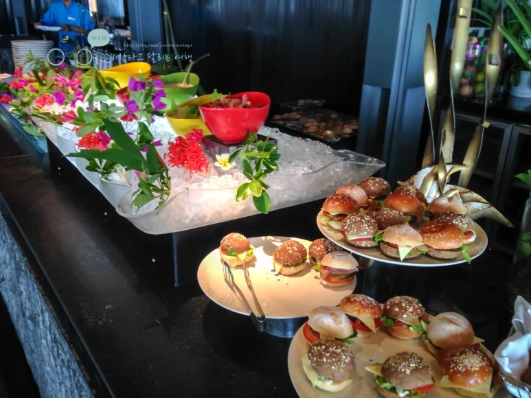 IMG_1076_wide1080mark.jpg?type=w773