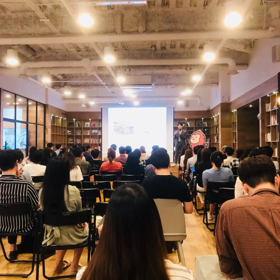 41079287_1784845978291003_5878000127142002688_n.jpg?_nc_cat=106&ccb=1-7&_nc_sid=7f8c78&_nc_ohc=C5UkEEWRPeIAX-ih4yY&_nc_ht=scontent-gmp1-1.xx&oh=00_AfD-VUoT5k1-SCOK8imK9UdHUQkjVEZWirRjaGD8WPe8jw&oe=658FE5C8