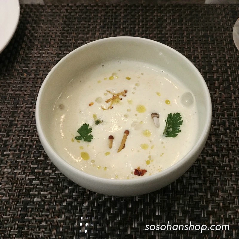 999511335A069D7E27F135