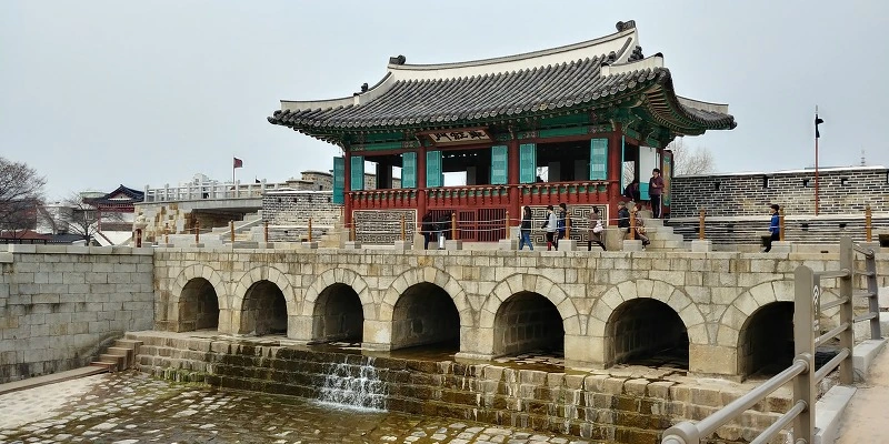 2609B93558C61D9C09FEBA