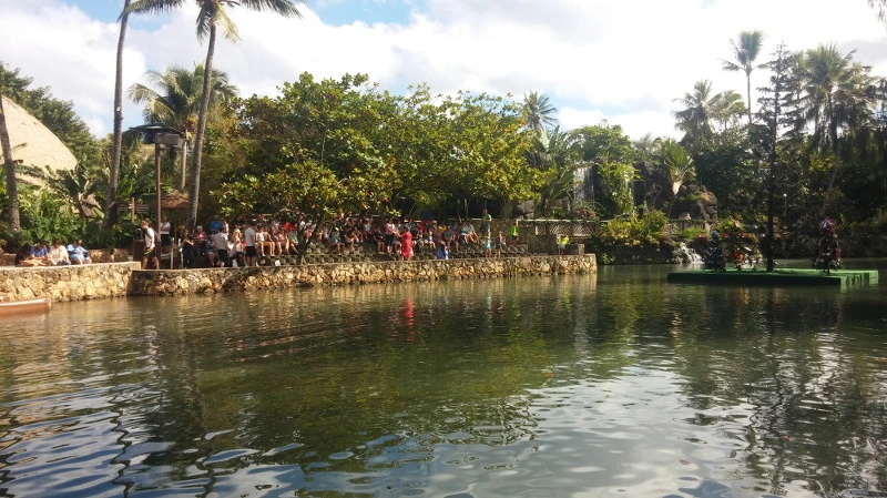 236BDD4358A92465300771