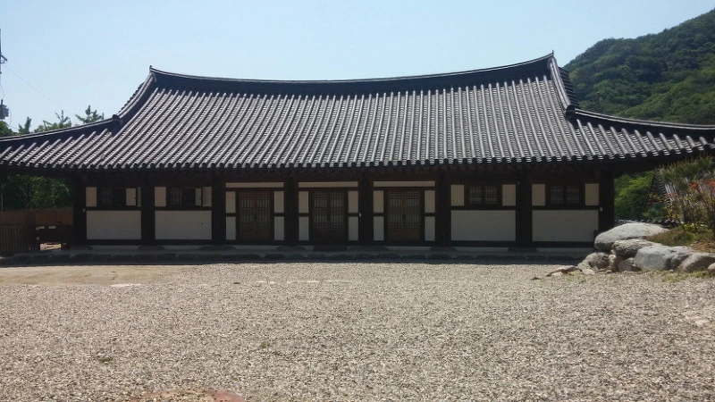 2432EE4C573D6C660A4A39