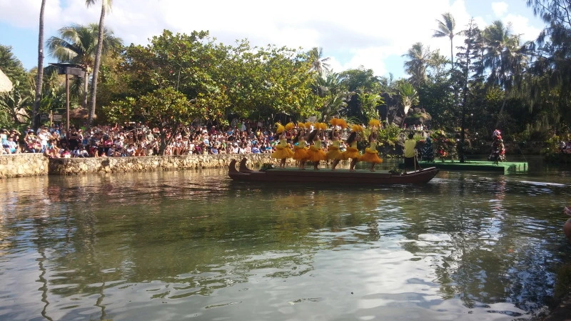 23301F3F58A924780568D3