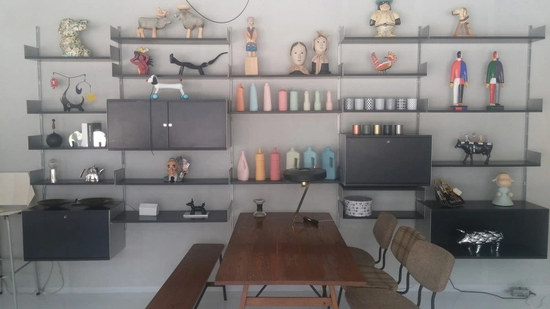 240E3D4F578E18770BC4E9