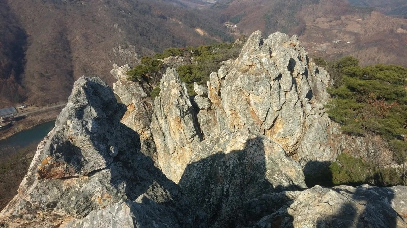 2225CF5058359DBF34DBA3