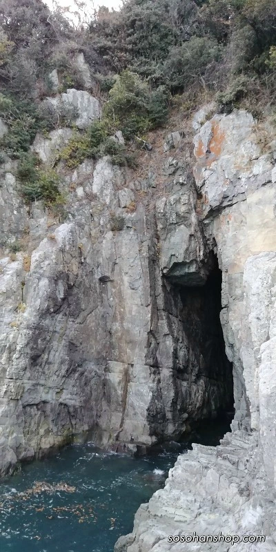 992A9E4A5A35CA7A33B22F