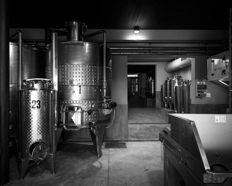 Stainless-Steel-Work-Area.jpg?type=w2