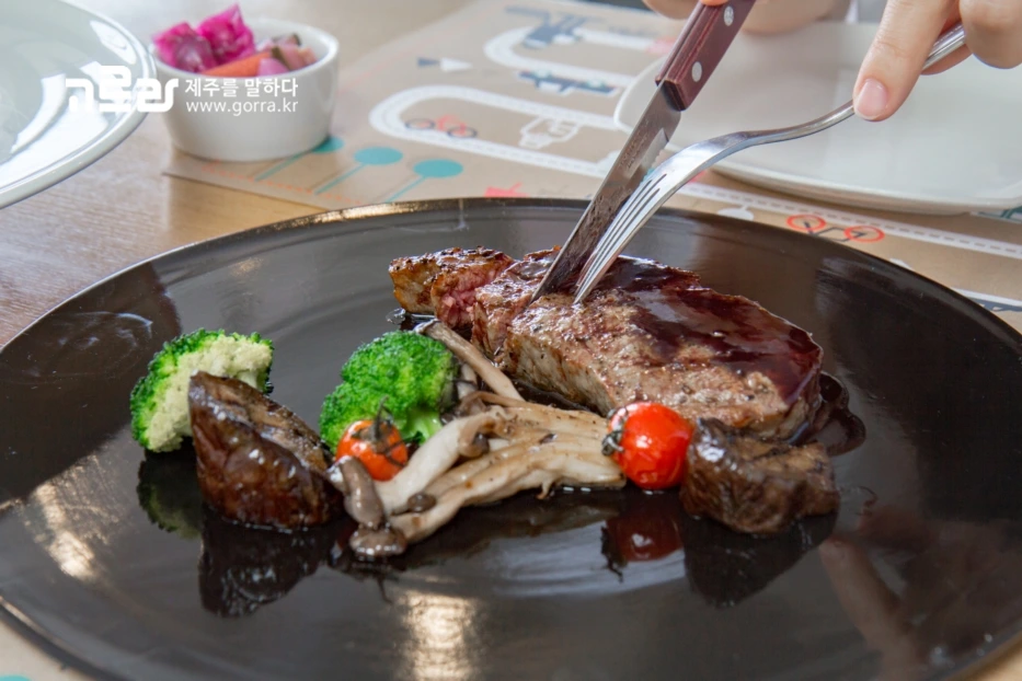 브런치-5-2.스테이크 (6).JPG