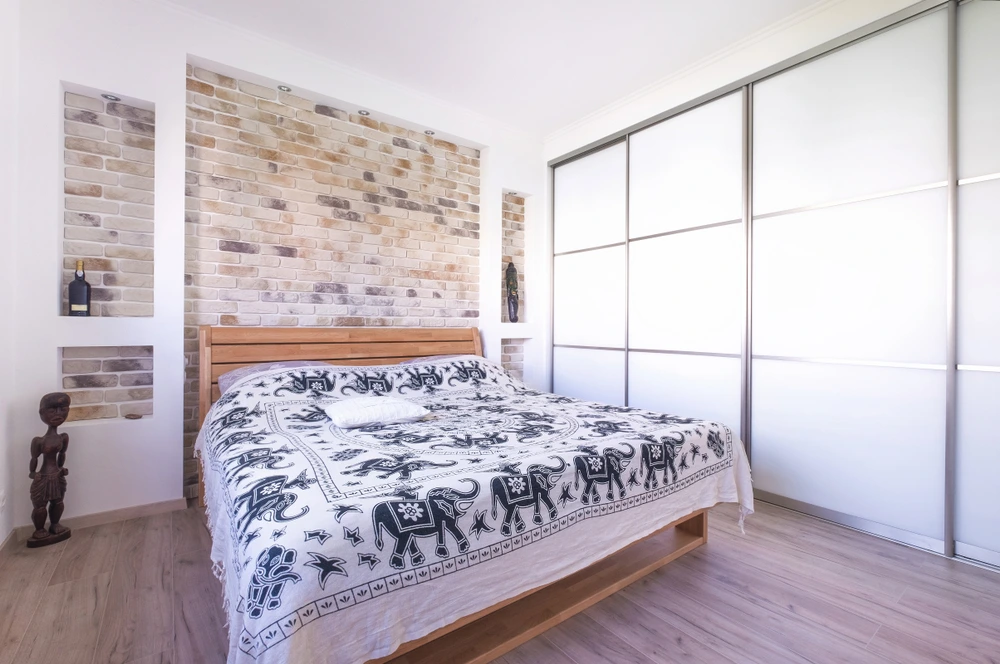 35819085_6099788882085_6915201597748281344_n.png?type=w1200