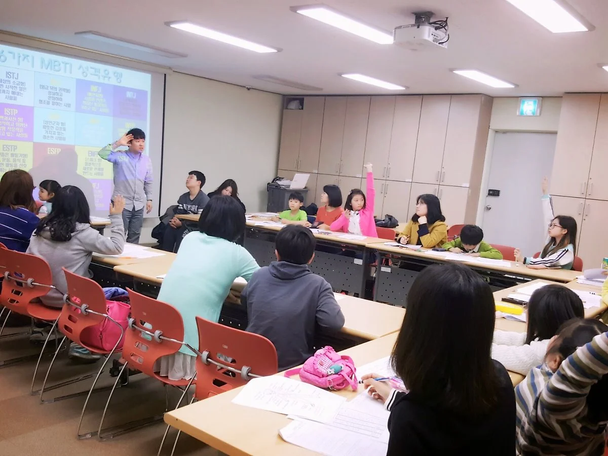 %EC%A7%91%EB%8B%A8_%EA%B0%80%EC%A1%B1%EC%83%81%EB%8B%B4.jpg?type=w1200