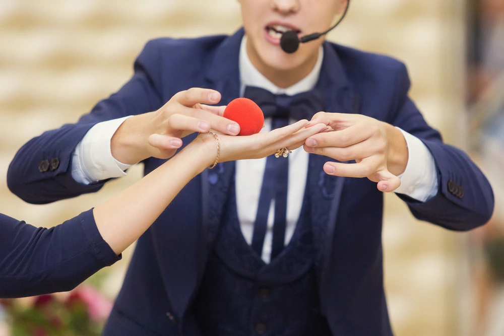 32318563_6096796213085_4892730841278447616_n.png?type=w1200