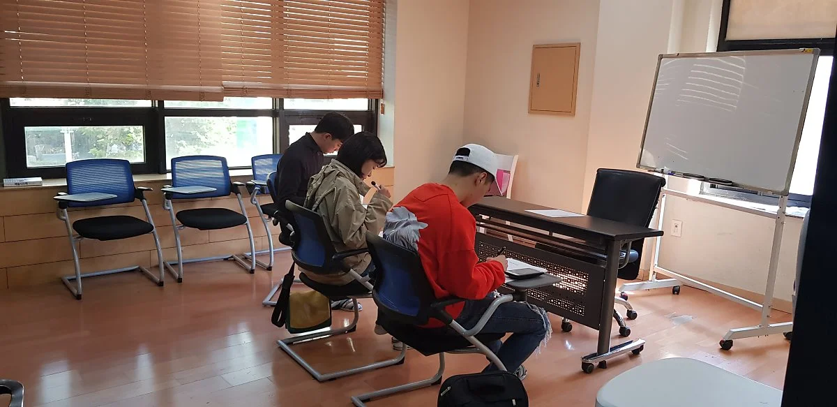 2018%EC%9B%90%EC%96%B4%EB%AF%BC%ED%9A%8C%ED%99%94%EB%B0%98.jpg?type=w1200