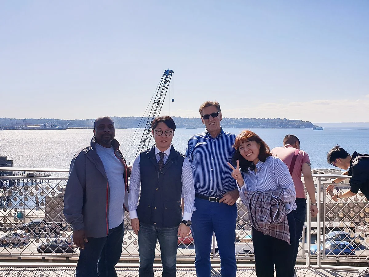 %EC%8A%A4%ED%82%A4%EA%B3%A0%EA%B8%80_%EA%B3%84%EC%95%BD%EC%84%B1%EC%82%AC_%EA%B8%B0%EB%85%90%28%EB%AF%B8%EA%B5%AD_%EB%B0%A9%EB%AC%B8%29.jpg?type=w1200